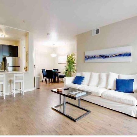 The Nest A Spacious 1 Bedroom Apartment With A Pool View Лос-Анджелес Екстер'єр фото